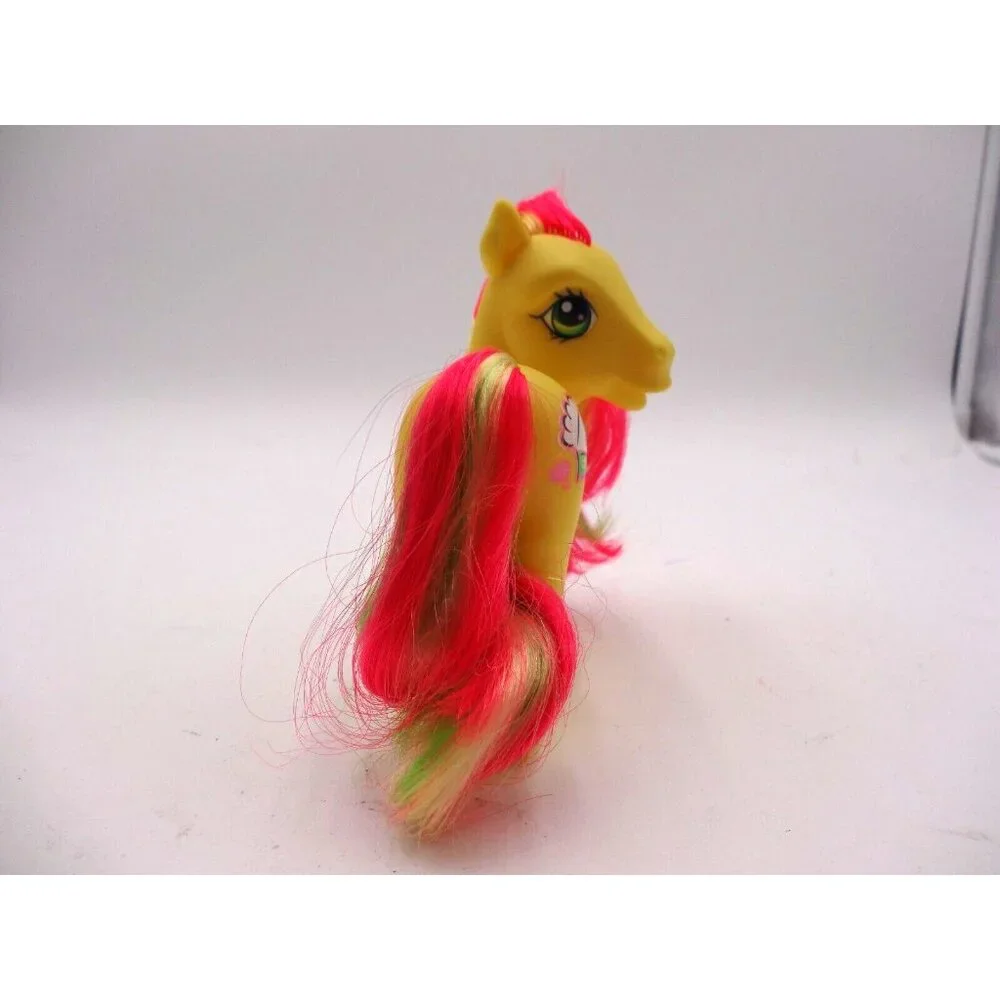My Little Pony G3 Butterfly‎ Island Dazzle Bright Kiwi Tart with Brush